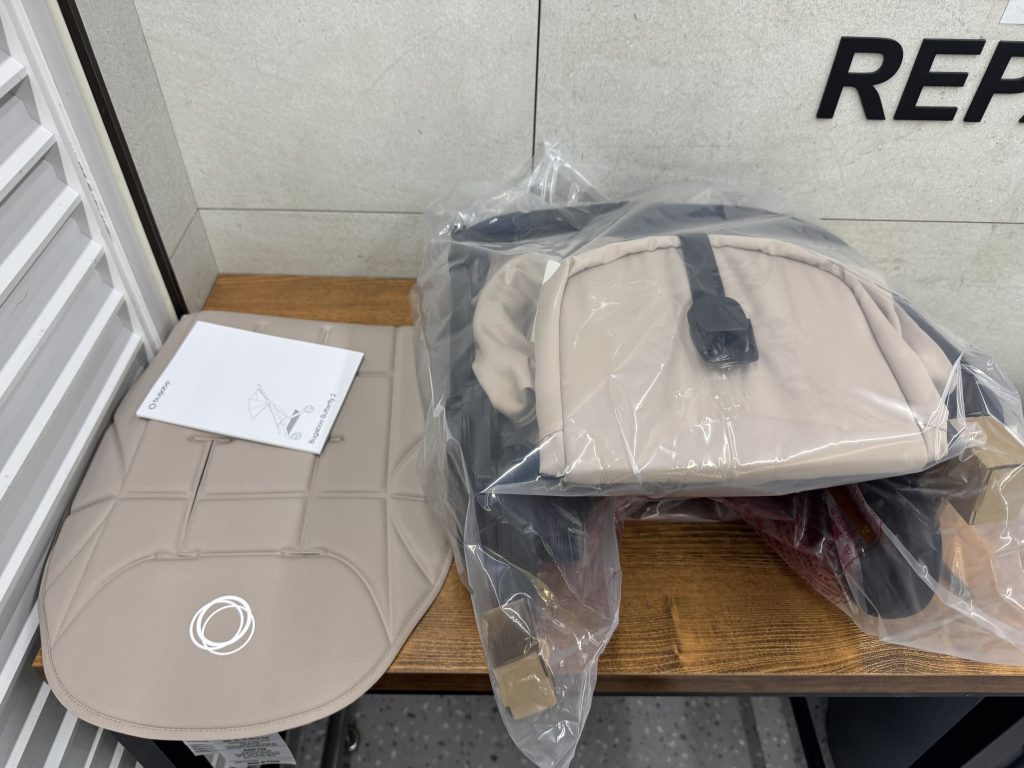 부가부 버터플라이2 휴대용유모차 언박싱 구성품 - 김해공항 면세점 수령